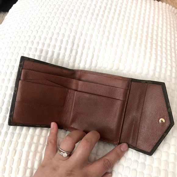 Louis Vuitton Dual Sided Snap Compact Wallet Brown Monogram - Picture 6 of 12